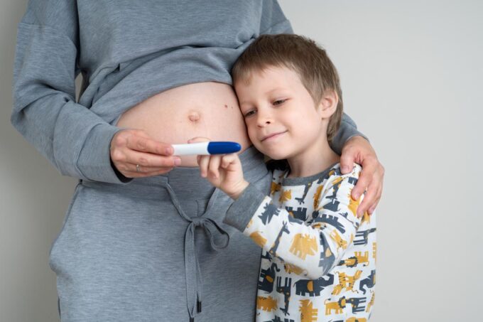 infertility-factors-ovarian-causes-female-IVF-fertility