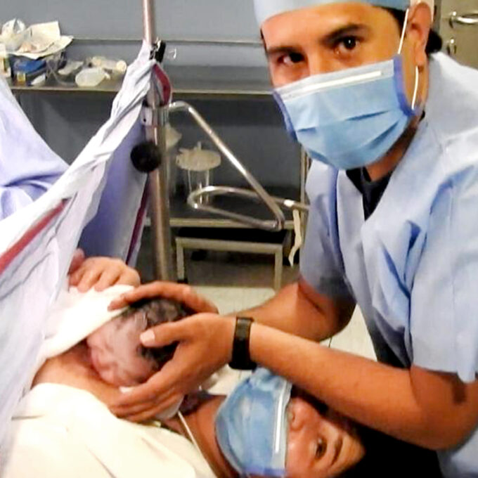 i-would-experience-my-pregnancy-again-family-at-birth